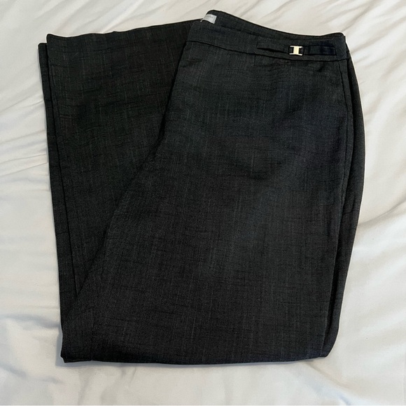 New York & Company Gray Trousers Professional Style - Picture 7 of 7